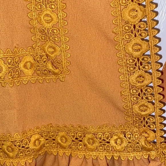 Burnt yellow cropped blouse - Picture 2 of 5